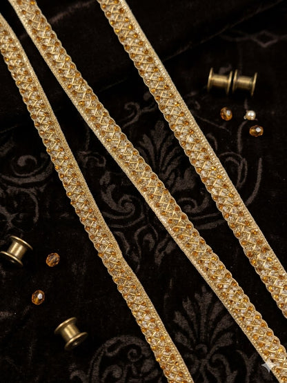 Sleek matt Gold Stone Lace