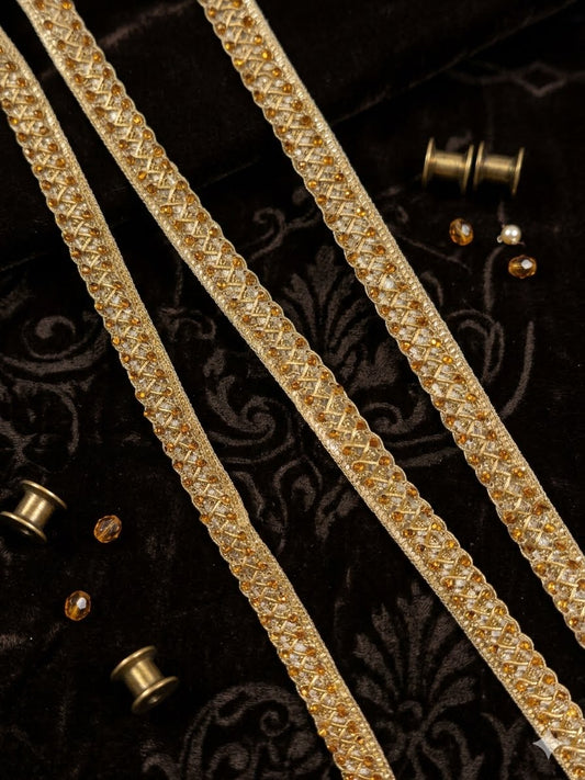 Sleek matt Gold Stone Lace