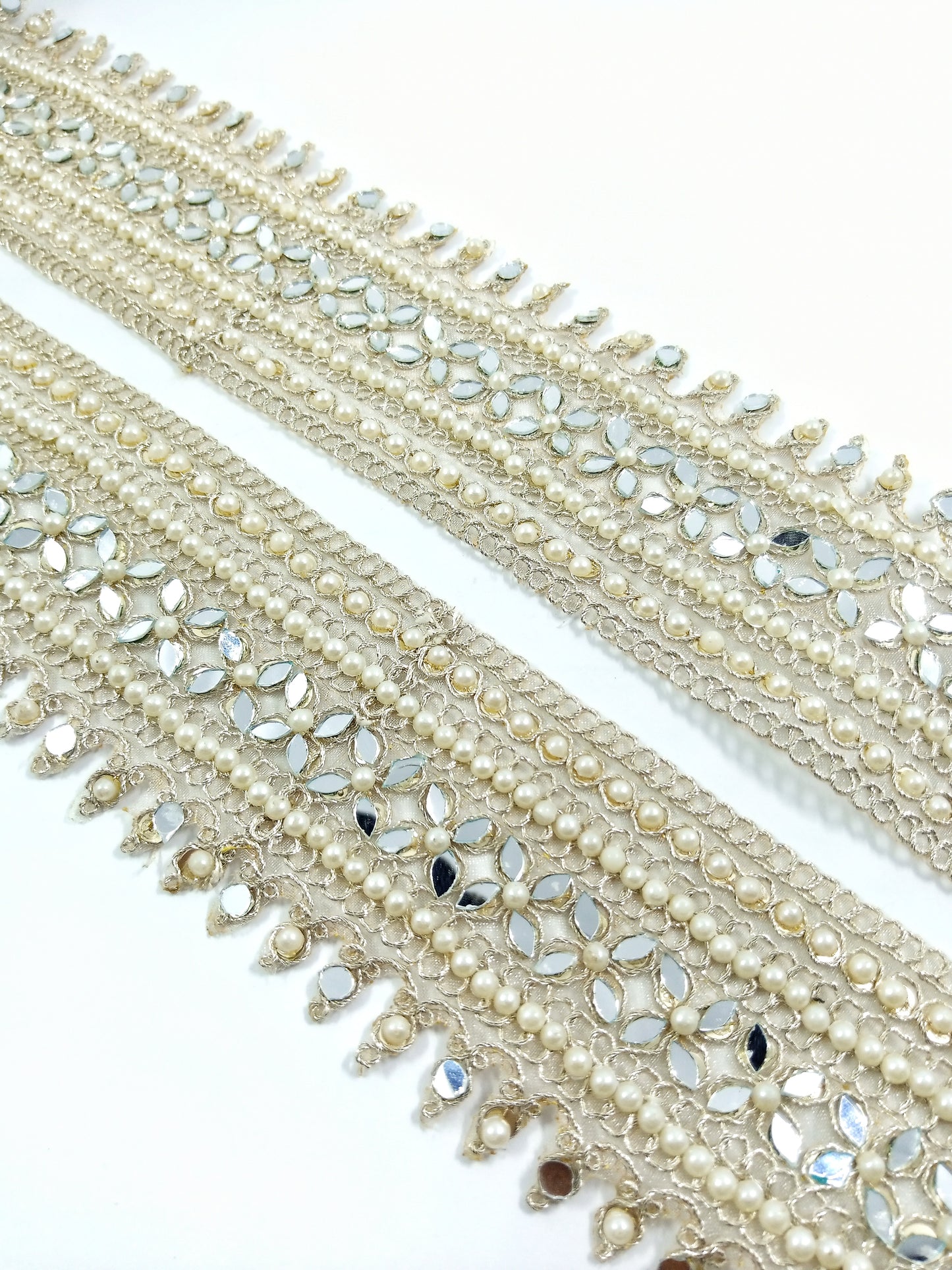 Border style fancy mirror work lace